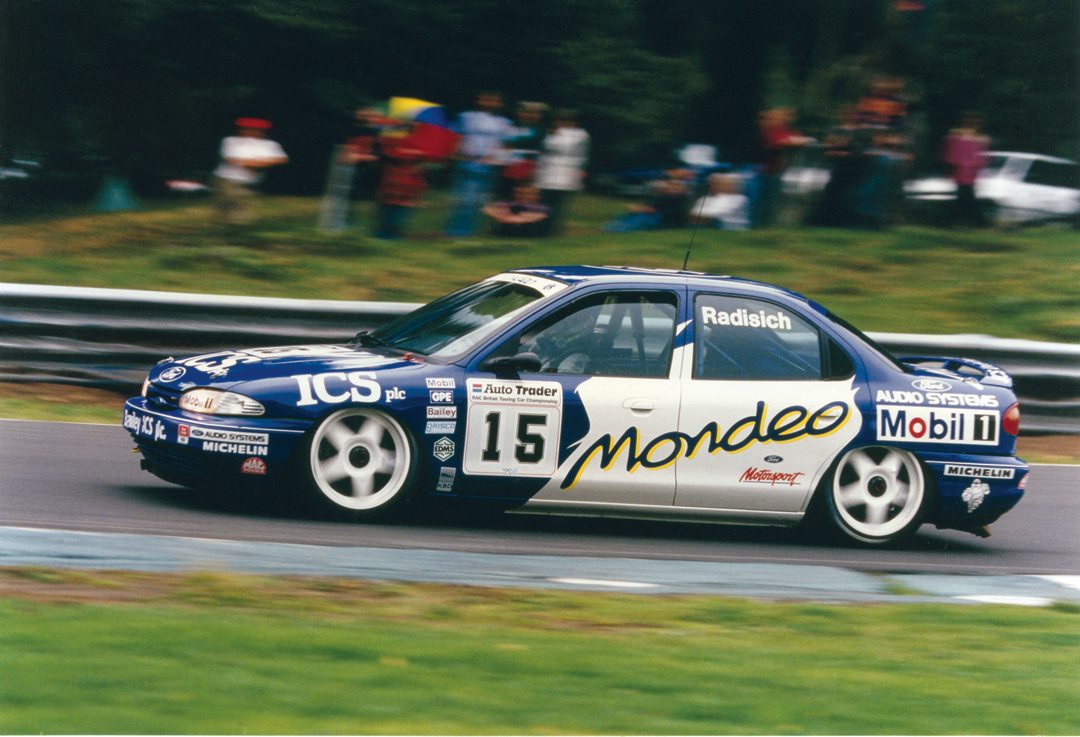 93 Ford Mondeo BTCC #15.jpg